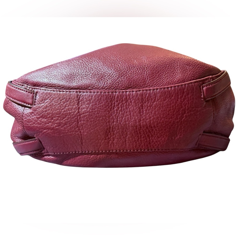 Michael Kors Bedford Large Shoulder Bag in Wine/Burgundy - Picture 7 of 16